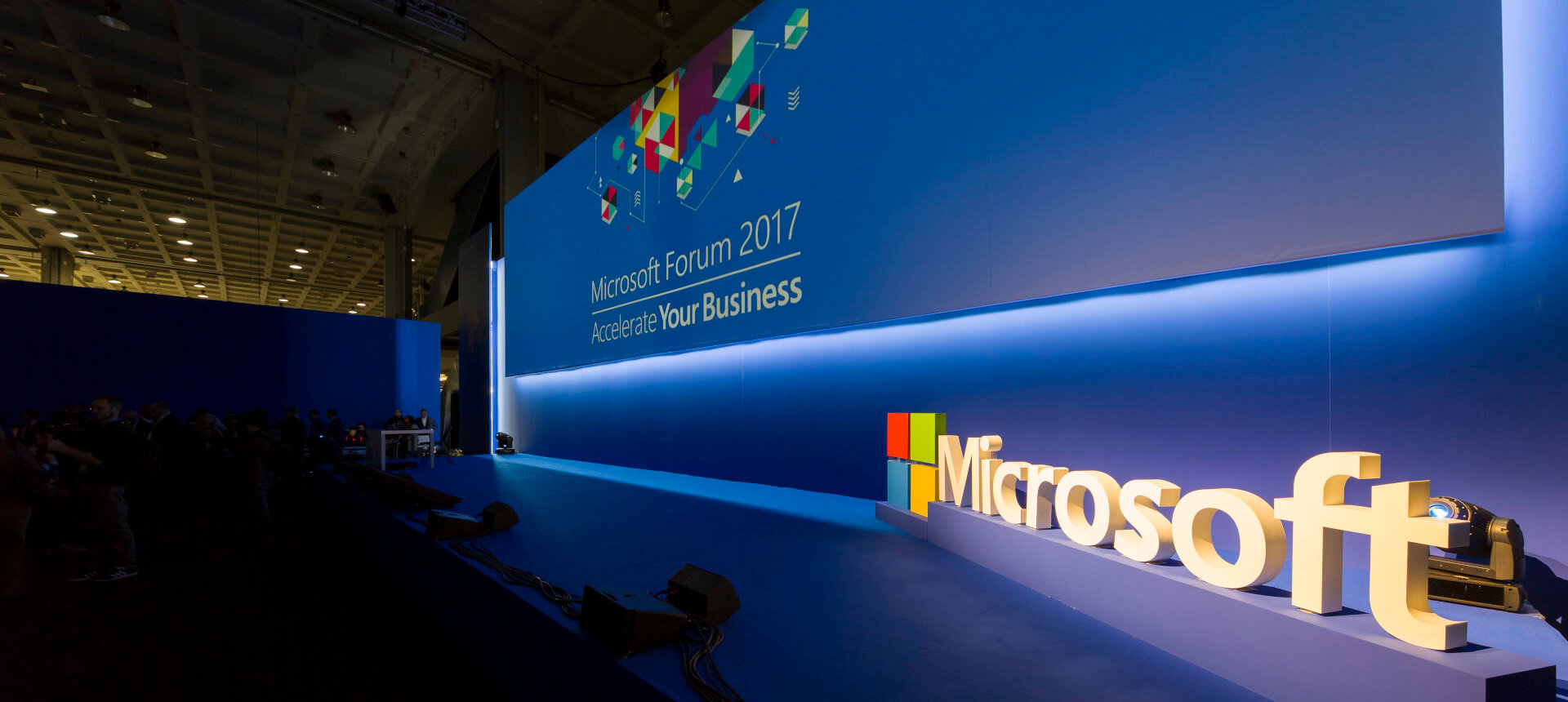 843_z_Microsoft evento header.jpg